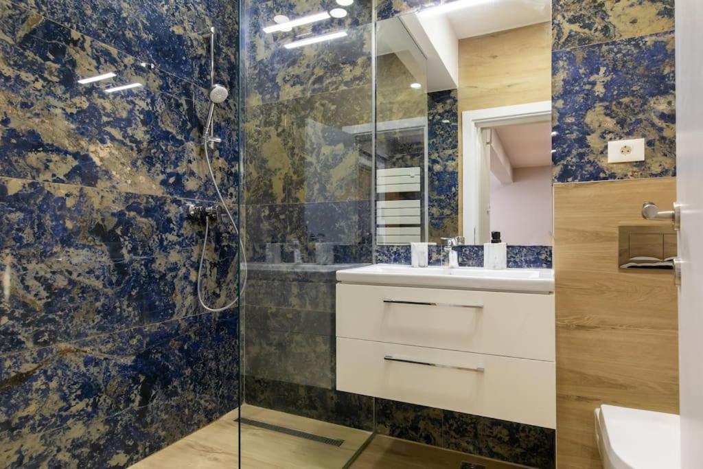 Elegant 2 Bedroom Retreat 布加勒斯特 外观 照片